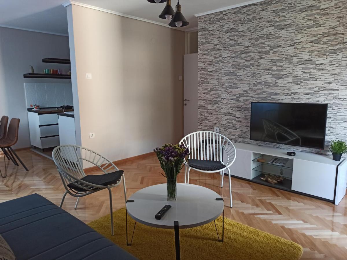 Duka Apartment Ni Esterno foto